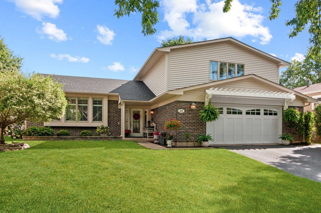 House in Bolingbrook, Illinois, United States 1 - 18690437