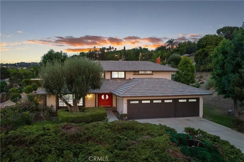 House in Covina, California, United States 1 - 18690527