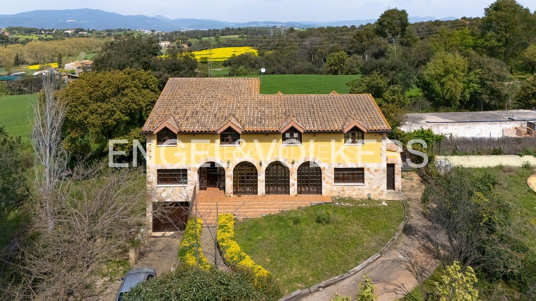 House in Montcada i Reixac, Catalonia, Spain 2 - 13931300