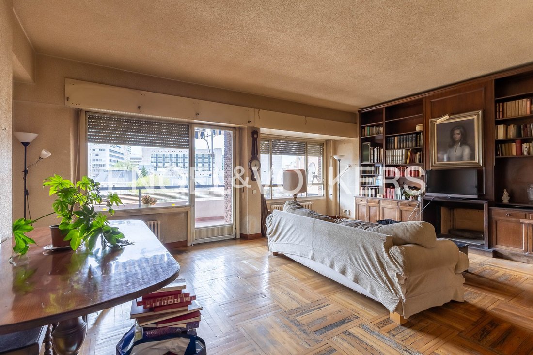 Apartment in Chamartín, Madrid, Spain 4 - 17438884
