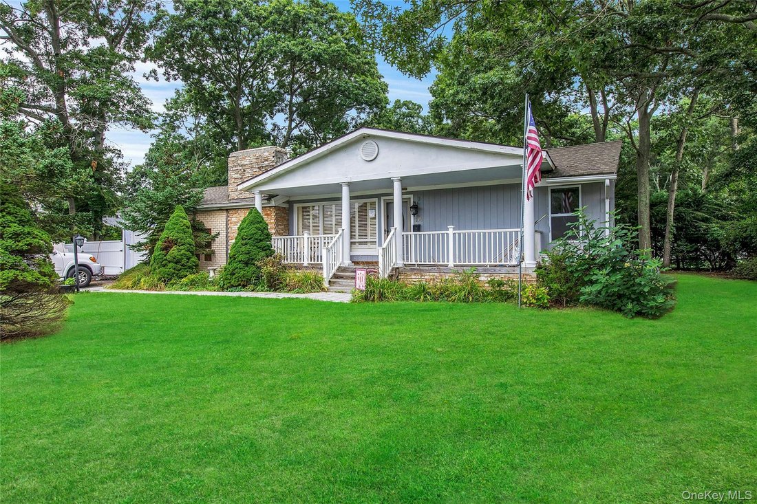 Casa a Blue Point, New York, Stati Uniti 3 - 18690994