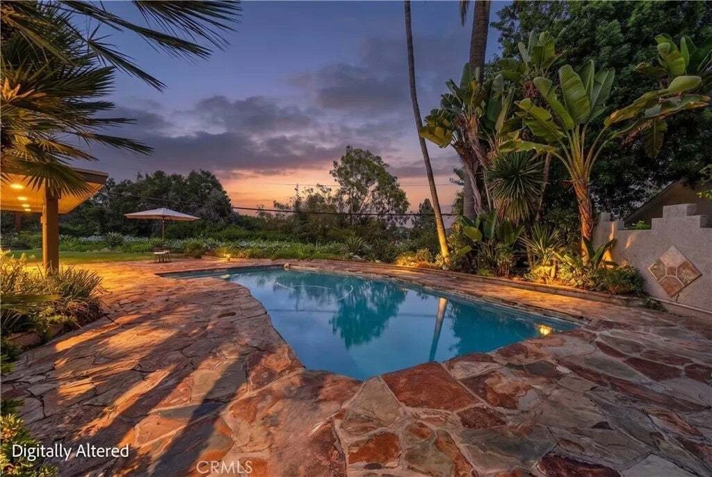 House in Whittier, California, United States 1 - 18687871
