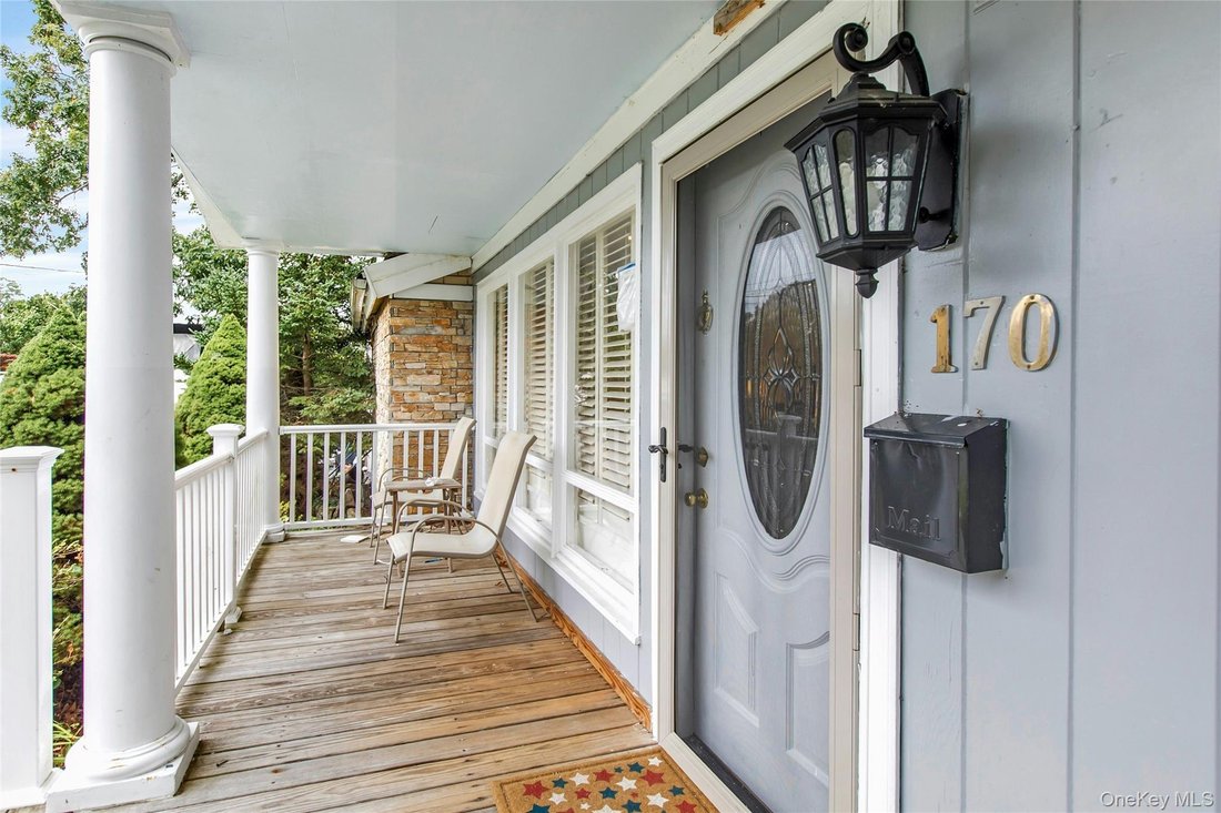 Casa a Blue Point, New York, Stati Uniti 4 - 18690994