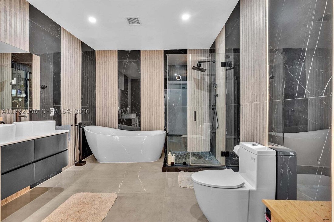 House in Miami, Florida, United States 3 - 17539788