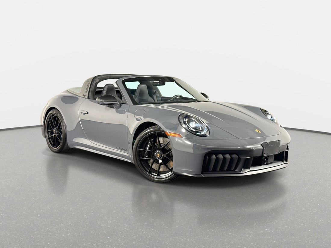 Coupe in Pompano Beach, FL, United States 1 - 18688250