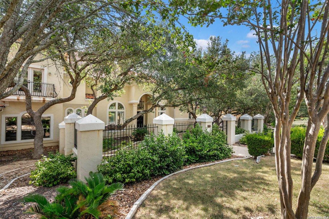 House in San Antonio, Texas, United States 4 - 18690642