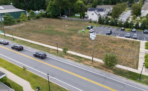 Land in Saratoga Springs, New York, Vereinigte Staaten 1