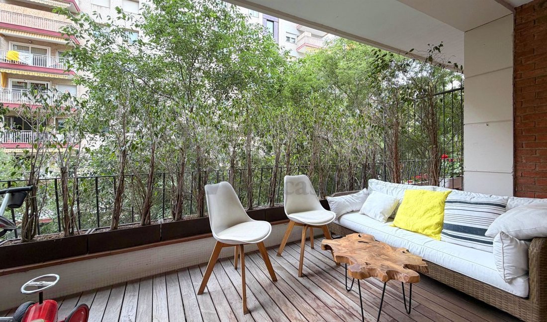 Apartment in Les Corts, Barcelona, Spain 2 - 18689540