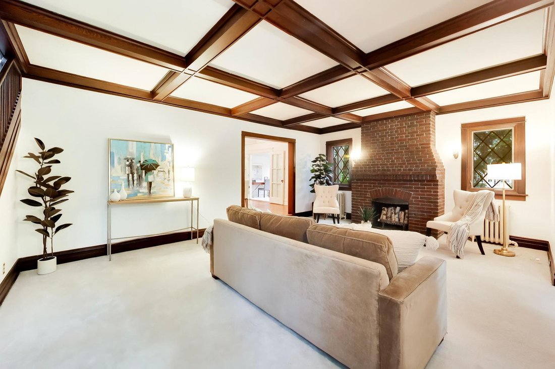 House in Winnetka, Illinois, United States 5 - 18690443