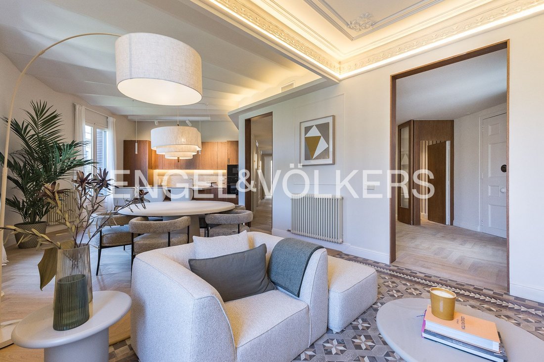 Apartamento en Eixample, Barcelona, España 3 - 18067619