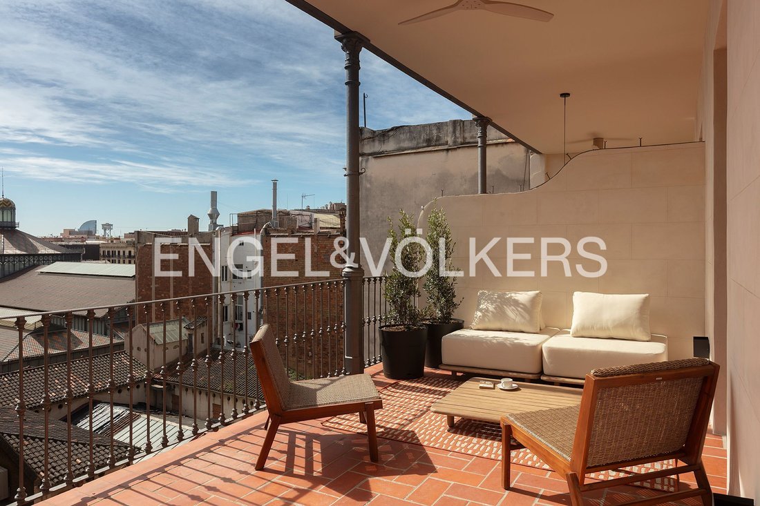 Penthouse in Ciutat Vella, Barcelona, Spain 1 - 14852732