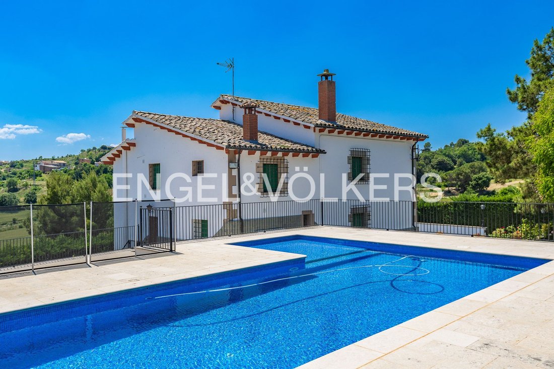 Country House in Sant Feliu Sasserra, Catalonia, Spain 2 - 18041071