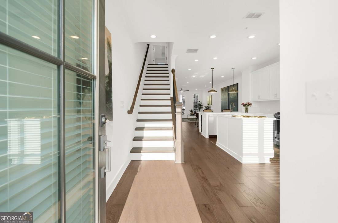 Townhouse in Alpharetta, Georgia, United States 4 - 18690881