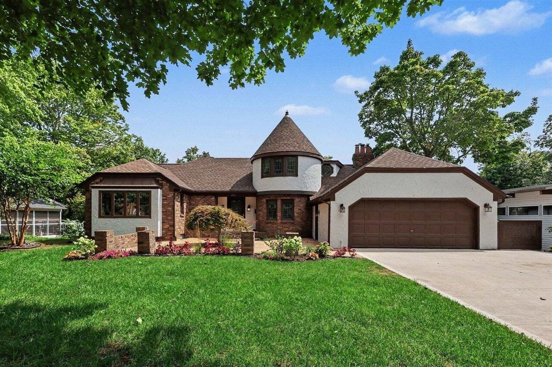 House in East Grand Rapids, Michigan, United States 2 - 18687095