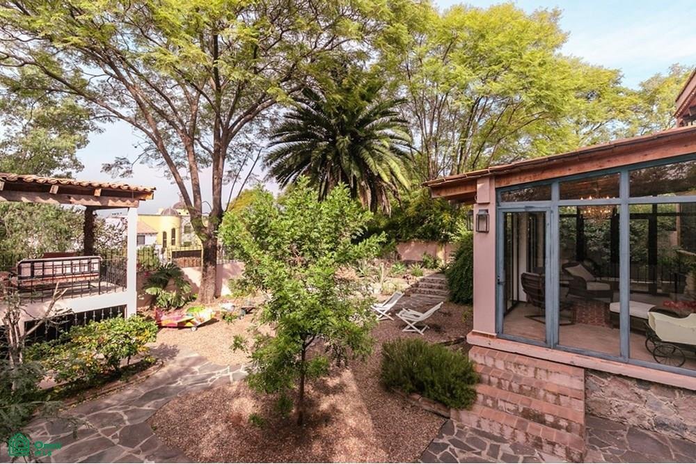 House in Presita Guadalupe, Guanajuato, Mexico 3 - 18030514