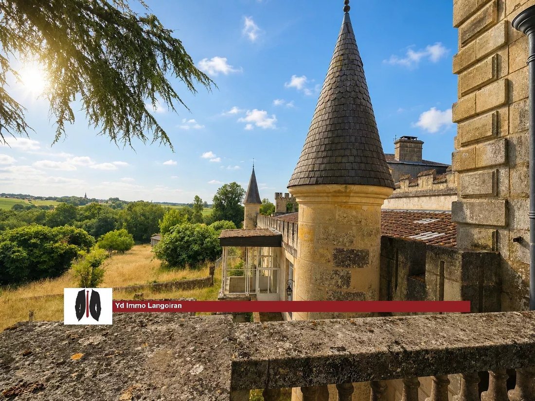 Castle in Cambes, Nouvelle-Aquitaine, France 2 - 18688411