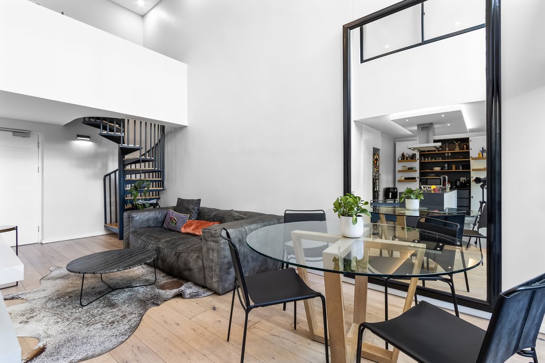 Apartment in Bakoven, Cape Town, South Africa 5 - 18688561