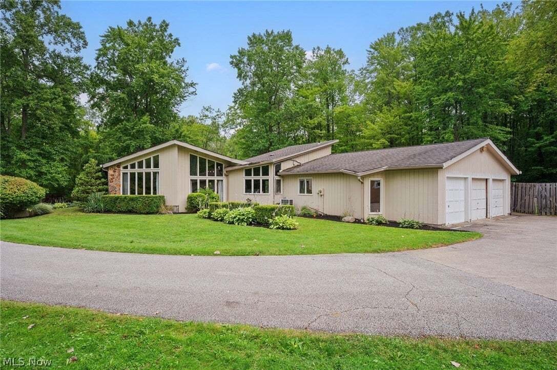 House in Chardon, Ohio, United States 2 - 18691114