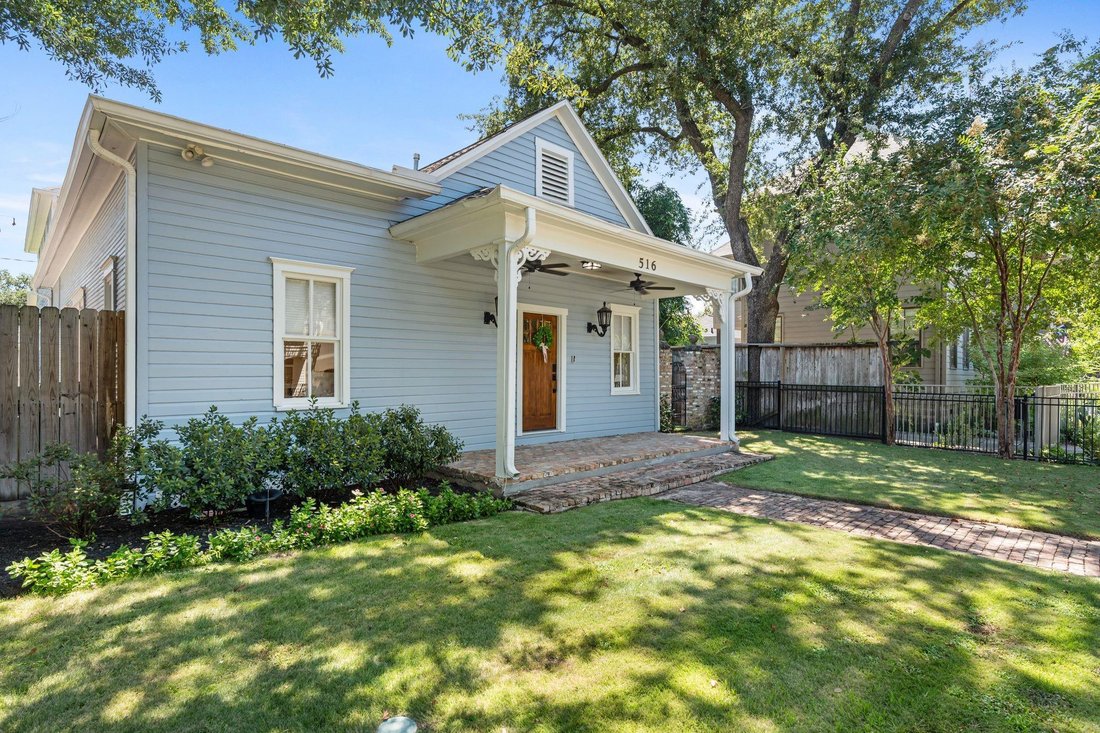 House in Houston, Texas, United States 3 - 18687936
