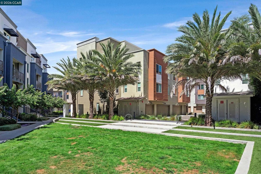 Townhouse in Dublin, California, United States 3 - 18689710