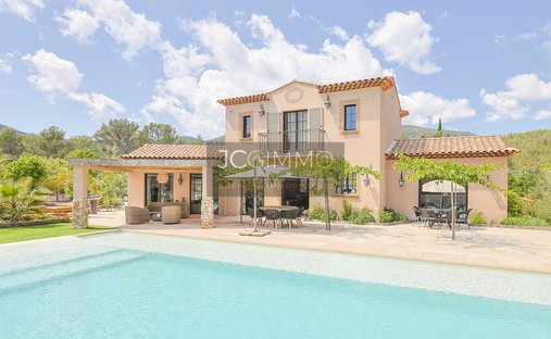 Villa à Solliès-Toucas, Provence-Alpes-Côte d'Azur, France 1