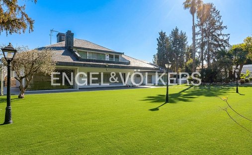 House in Sant Cugat del Valles, Catalonia, Spain 1