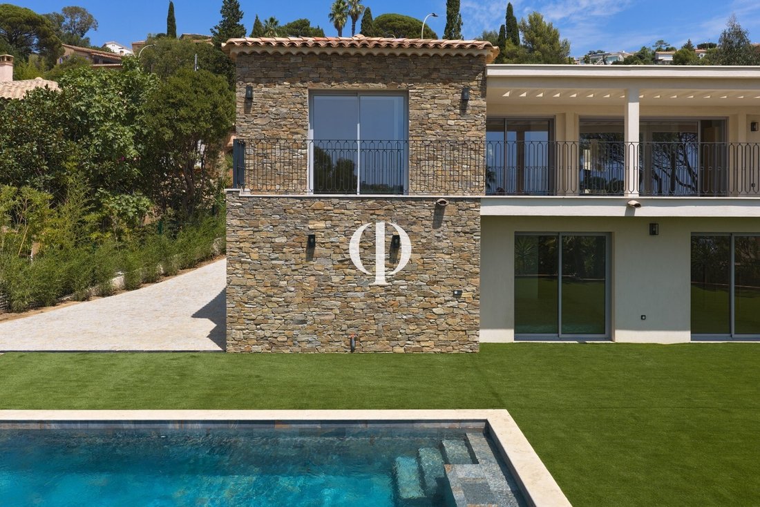 Villa in Ecarts, Roquebrune-sur-Argens, France 3 - 18687430