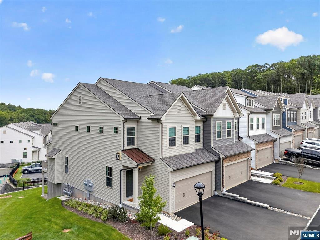 House in Denville, New Jersey, United States 3 - 18690624