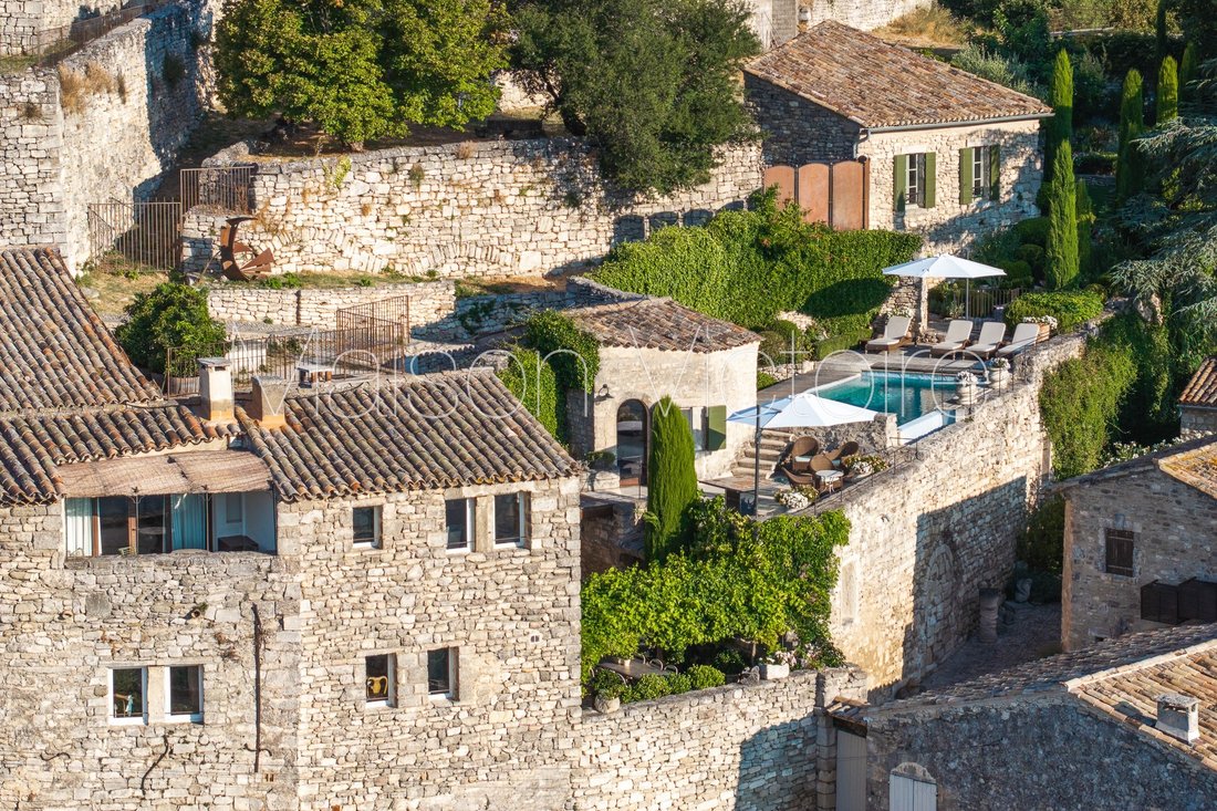 House in Lacoste, Provence-Alpes-Côte d'Azur, France 2 - 18691358