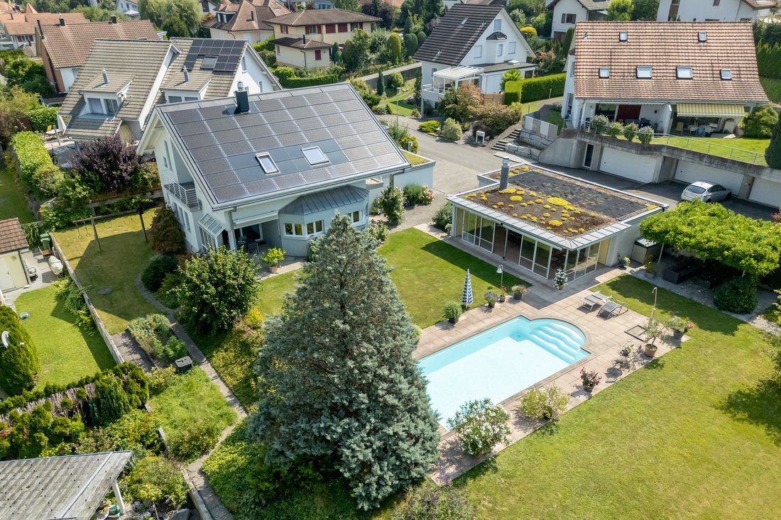 House in Oftringen, Aargau, Switzerland 1 - 18687062