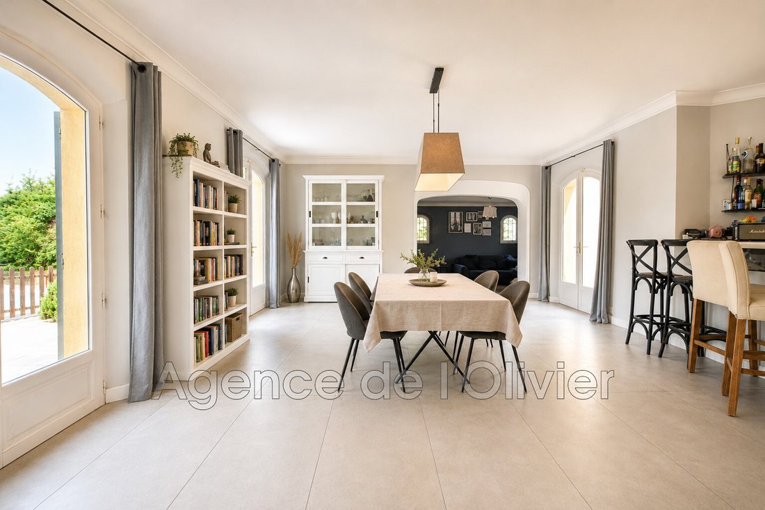 Villa à Châteauneuf-Grasse, Provence-Alpes-Côte d'Azur, France 2 - 17802529