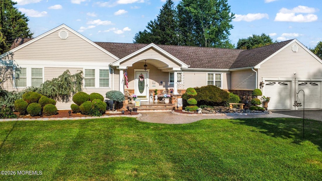 House in Freehold Township, New Jersey, United States 1 - 18687227