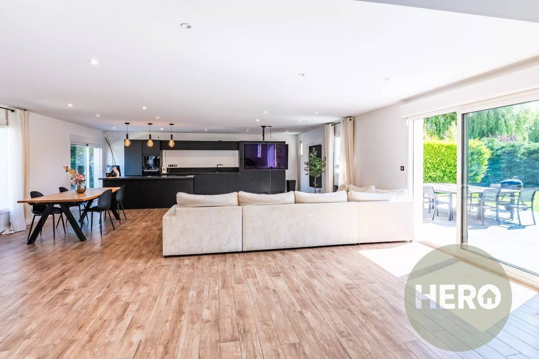 House in Montfort-l'Amaury, Ile-de-France, France 4 - 18008978