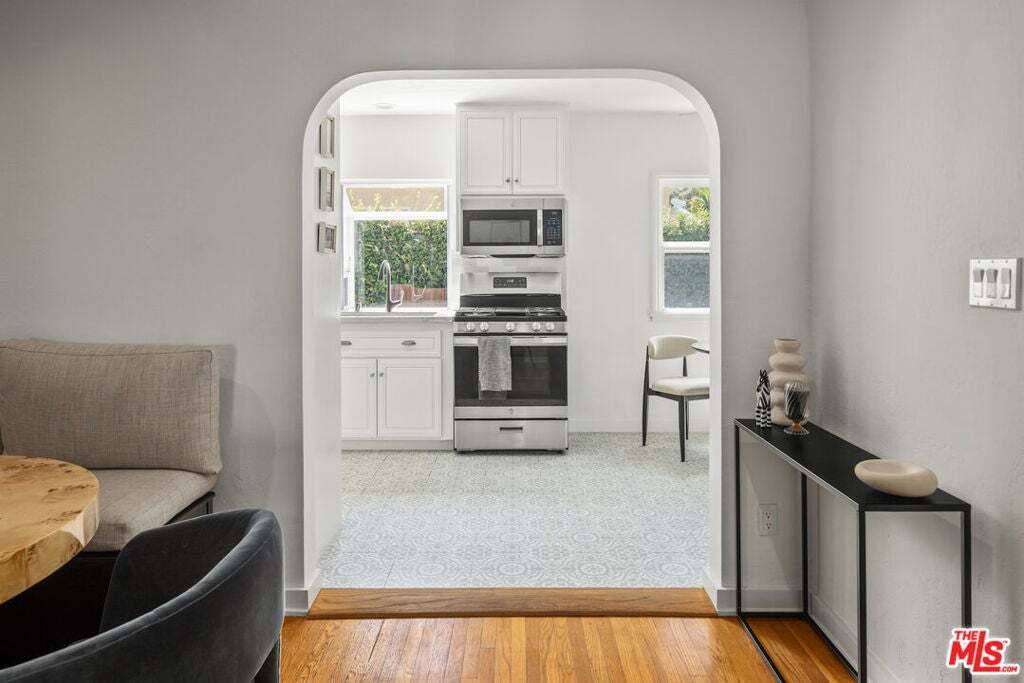 House in Los Angeles, California, United States 5 - 18689786