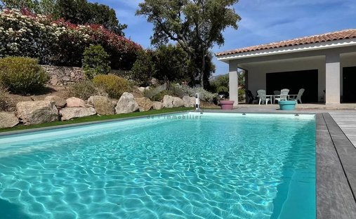 Villa in Zonza, Korsika, Frankreich 1