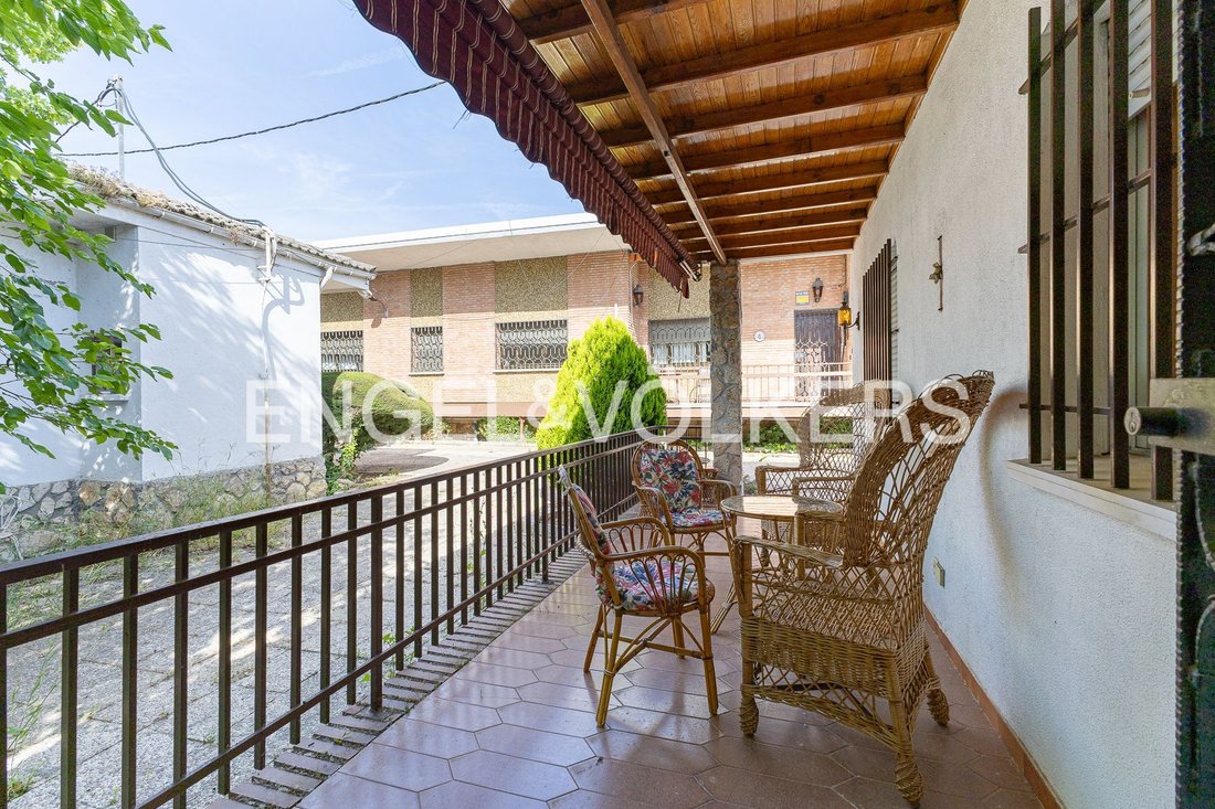 Haus in Aravaca, Madrid, Spanien 3 - 18096457