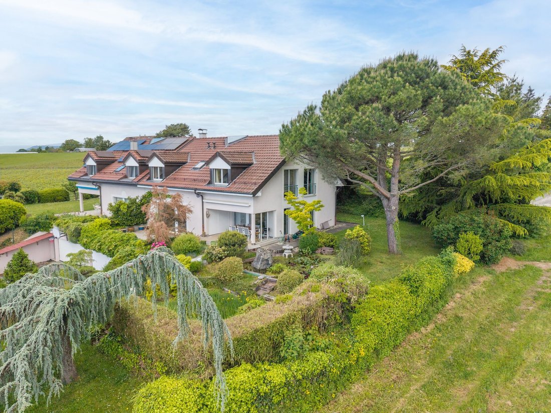 House in Denens, Vaud, Switzerland 1 - 18687056