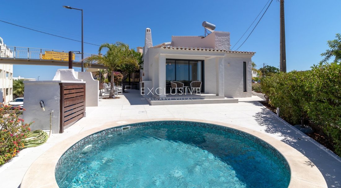 Villa in Ferragudo, Algarve, Portugal 1 - 18688408
