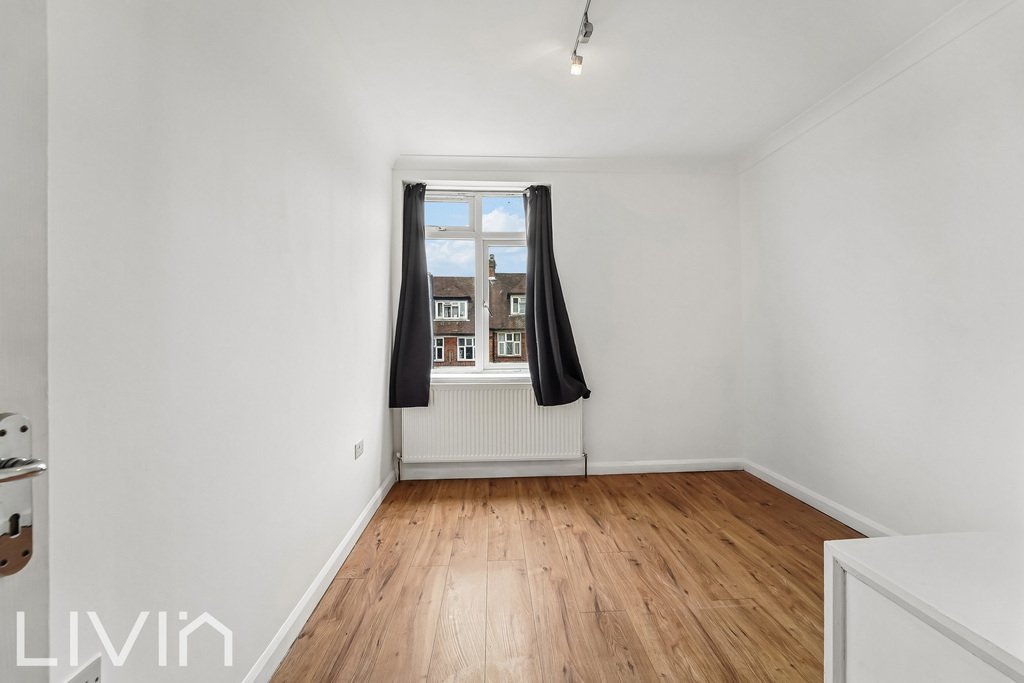 Apartment in Selsdon, London Borough of Croydon, England 5 - 18691329