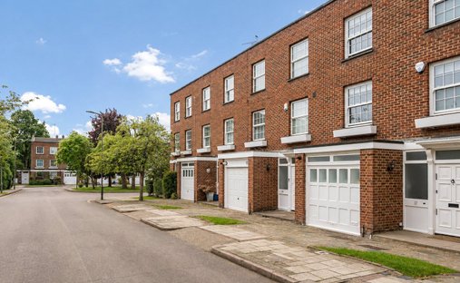 House in Barnet, England 1