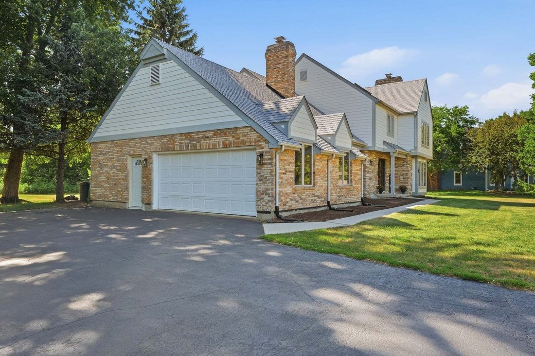 House in Village of Lakewood, Illinois, United States 3 - 18690455