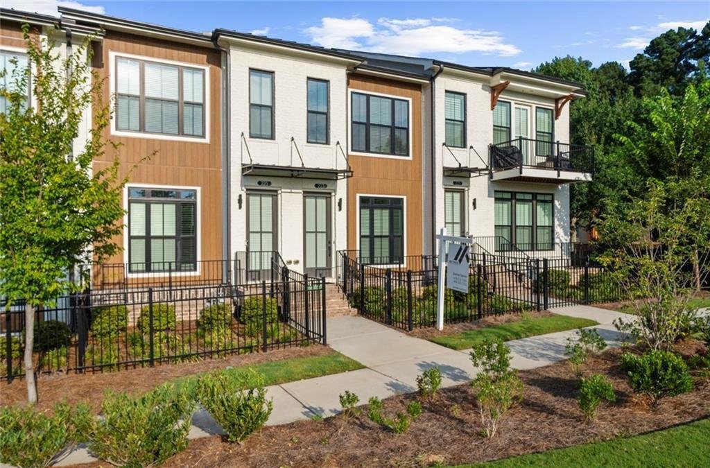 Townhouse in Alpharetta, Georgia, United States 2 - 18690389
