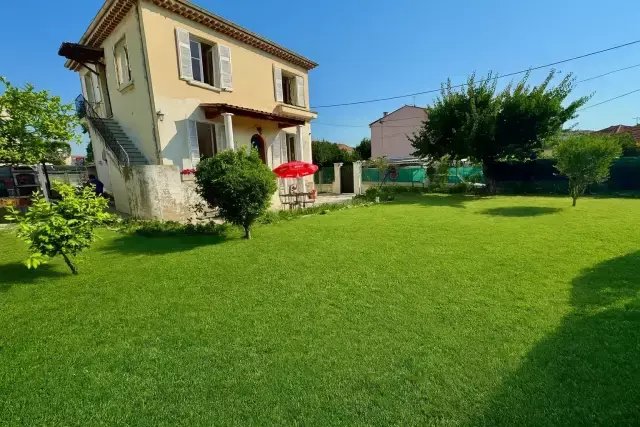 House in Maurice Jeanpierre, Le Cannet, France 1 - 16886799