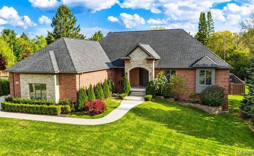 House in Farmington Hills, Michigan, United States 1