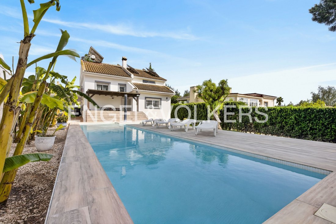 House in Montequinto, Dos Hermanas, Spain 2 - 17723336