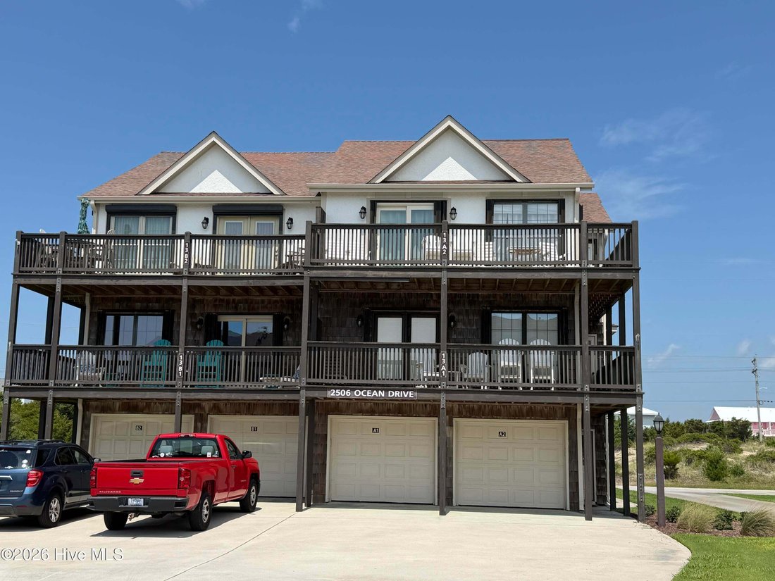 Condo in Emerald Isle, North Carolina, United States 3 - 18687809