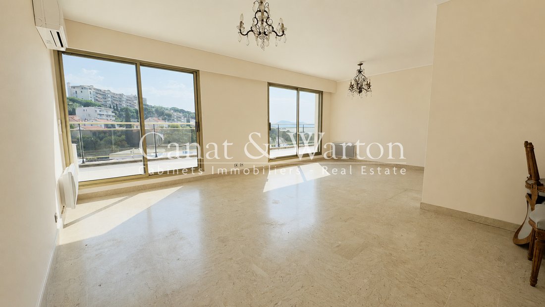 Apartment in Aguillon, Toulon, France 4 - 18256237