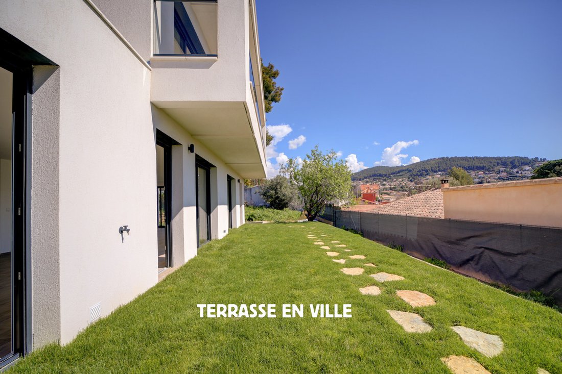 House in Ceyreste, Provence-Alpes-Côte d'Azur, France 1 - 18690966