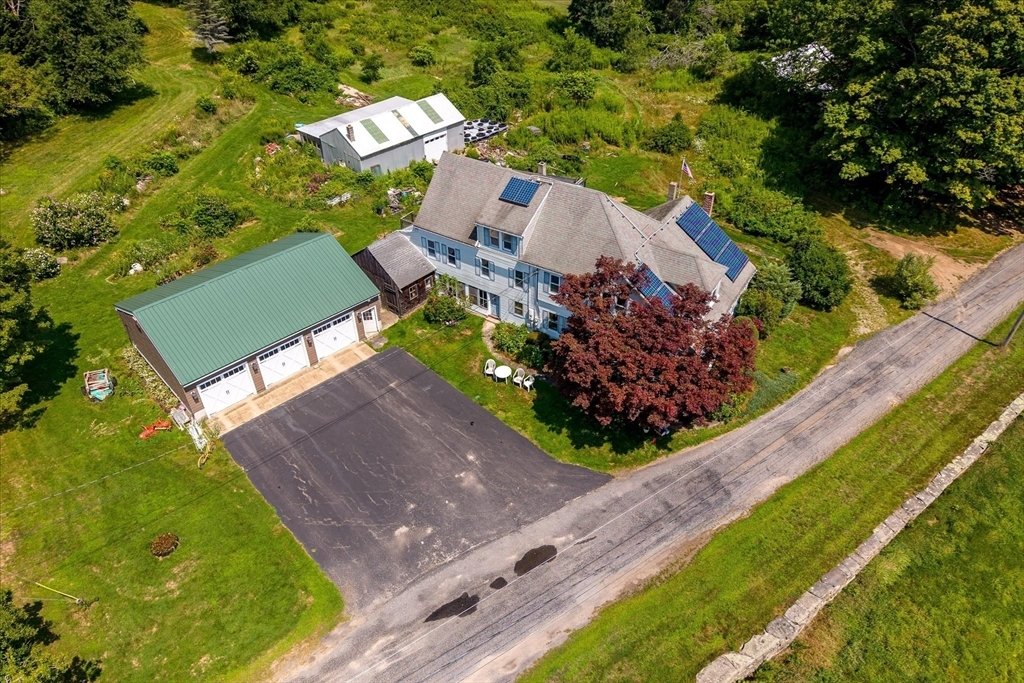 House in Oxford, Massachusetts, United States 2 - 18687647