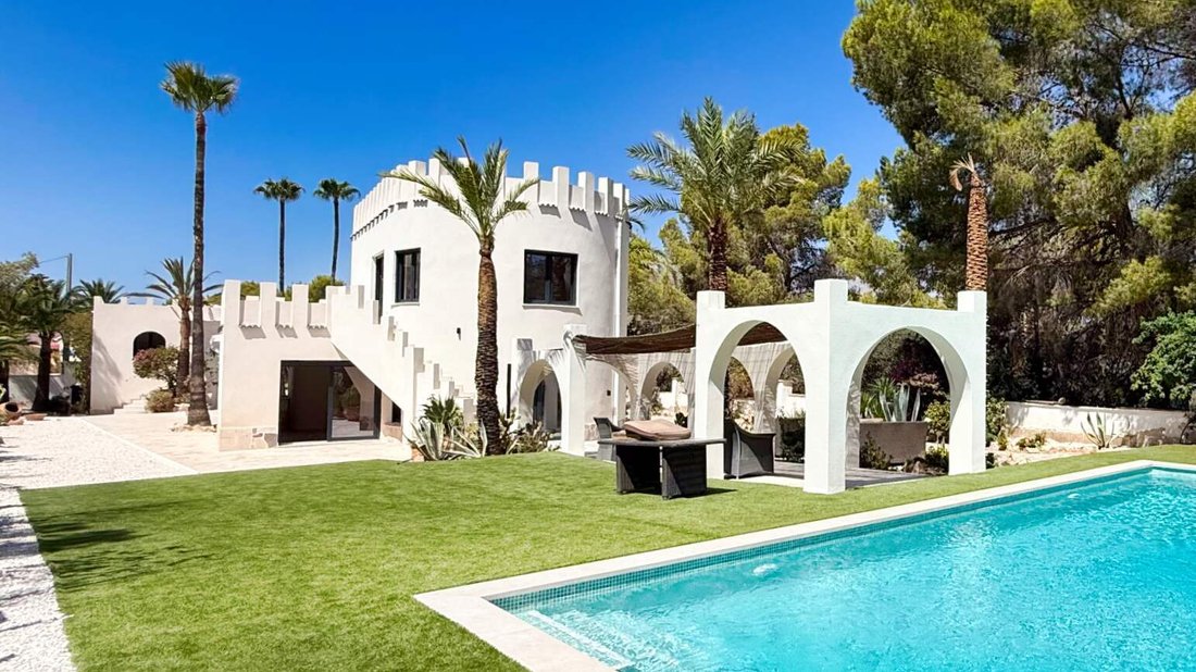 Villa in l'Albir, l'Alfas del Pi, Valencian Community 1 - 18688155